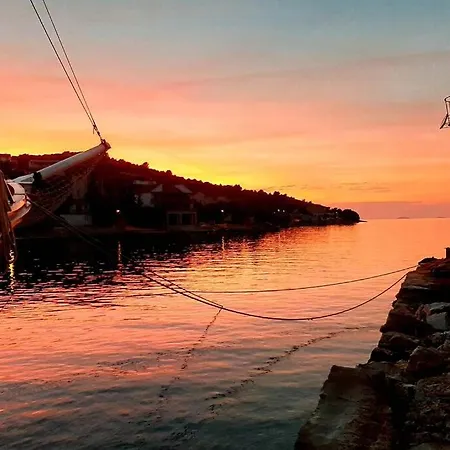 L&m * Rogoznica (Sibenik-Knin)